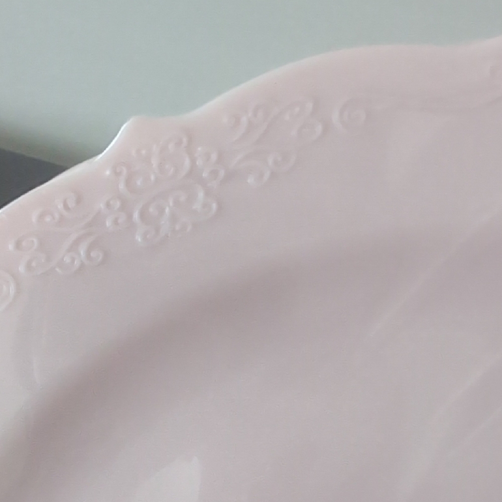 Pink Disposable Tableware Set - Picture 9 of 11